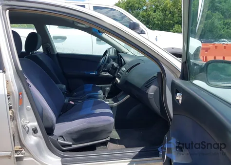 2006 Nissan Altima 2.5 S from USA, damaged, VIN 1N4AL11E96N382672